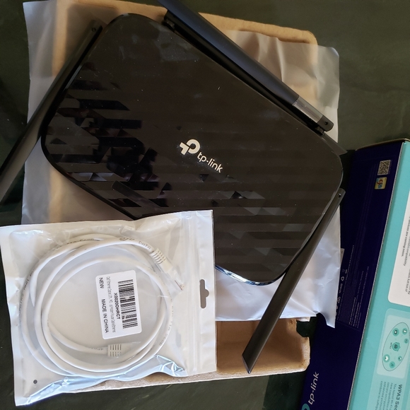 Mesh Wi Fi Router - Picture 3 of 6